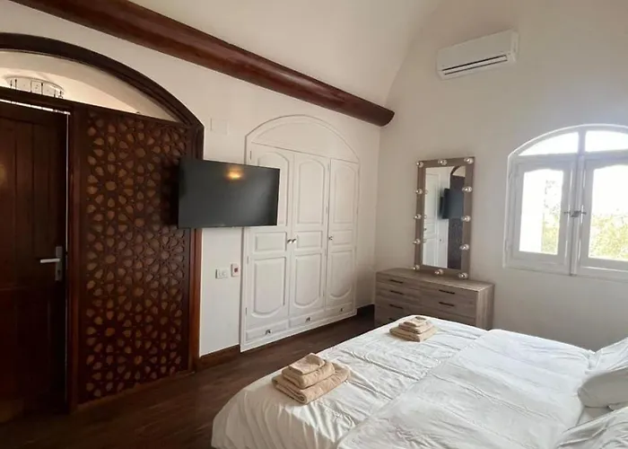 شقة Cozy In El Kafr Downtown 2br & Roof