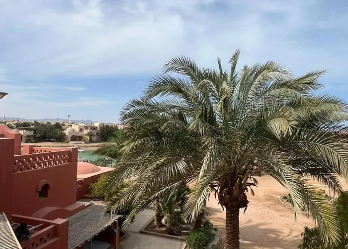 Cozy In El Kafr Downtown 2br & Roof شقة