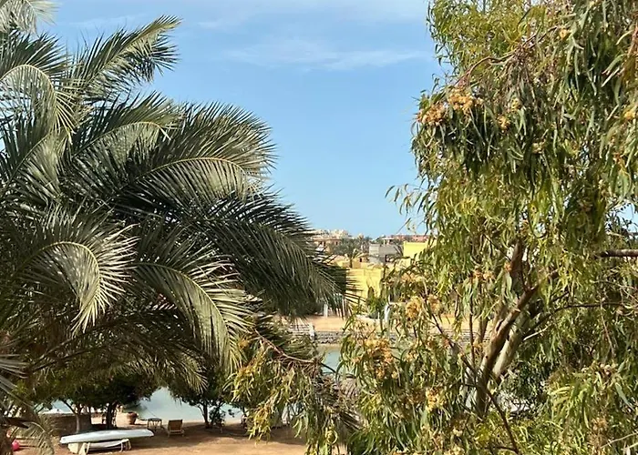 شقة Cozy In El Kafr Downtown 2br & Roof