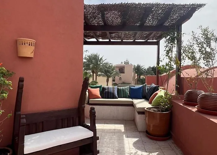 شقة Cozy In El Kafr Downtown 2br & Roof الغردقة