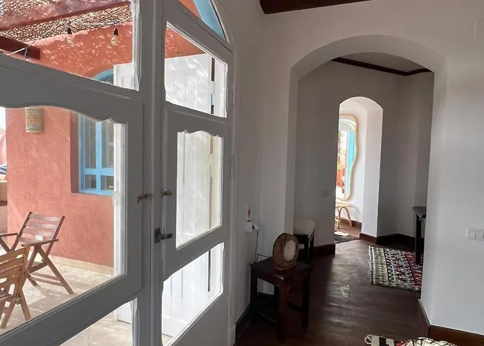 شقة Cozy In El Kafr Downtown 2br & Roof